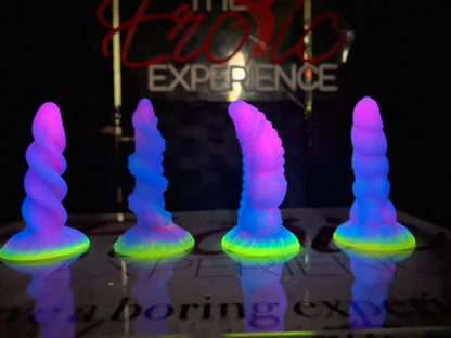 Fantasy Luminous Dildo(Glows in the dark)
